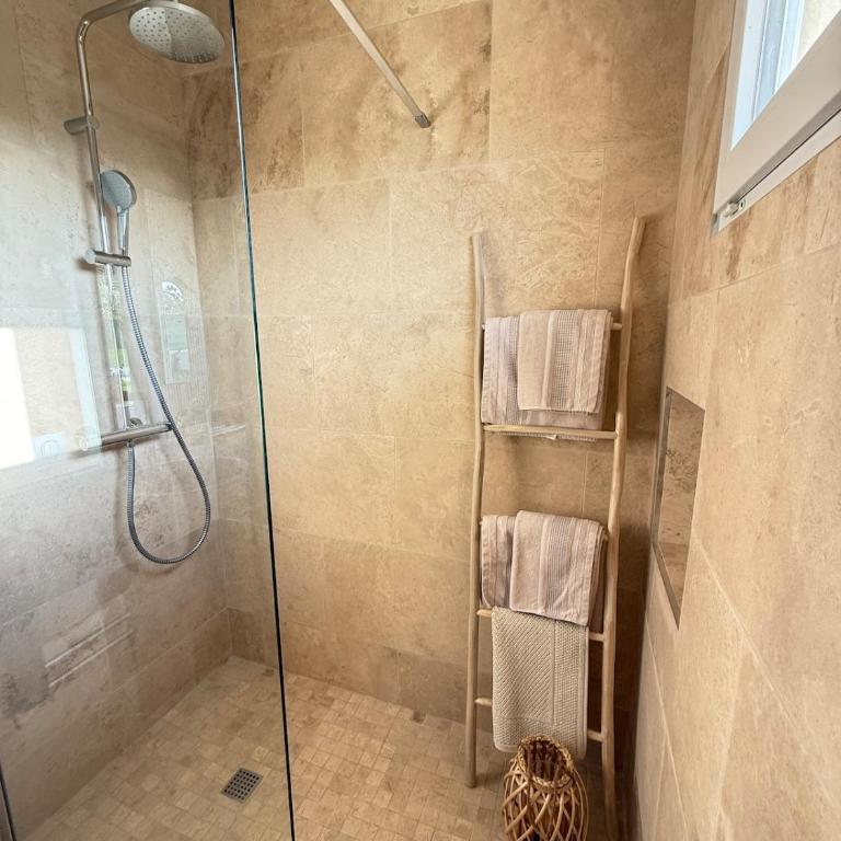 Cozy studio with air conditioning & pool & parking - Appartement 1 Chambre - 5