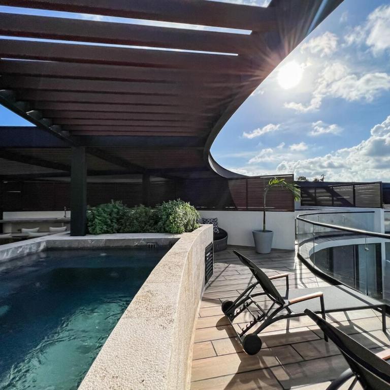 Luxury Penthouse Panoramic Views & Pool - Three-Bedroom Premium Apartment with Resort View - 52