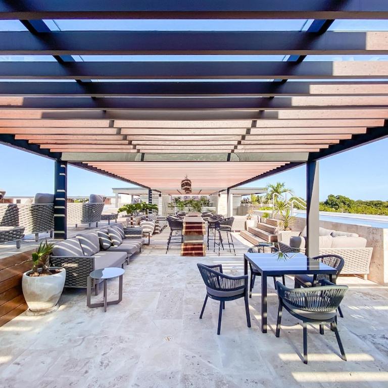 Luxury Penthouse Panoramic Views & Pool - Three-Bedroom Premium Apartment with Resort View - 61
