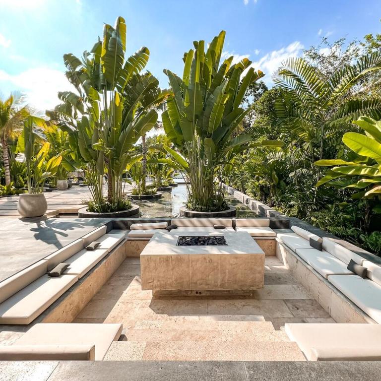 Luxury Penthouse Panoramic Views & Pool - Three-Bedroom Premium Apartment with Resort View - 64