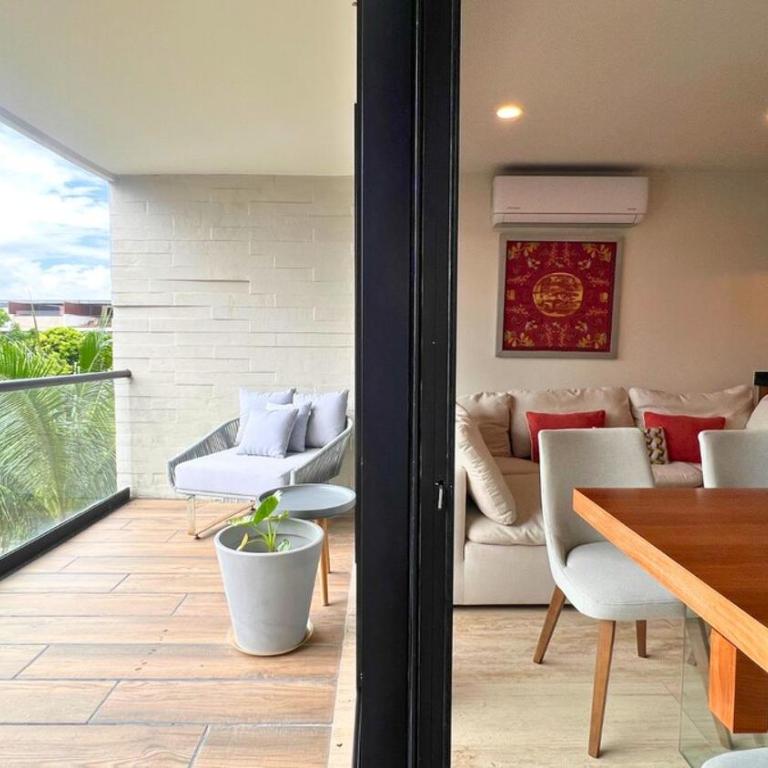 Luxury Penthouse Panoramic Views & Pool - Three-Bedroom Premium Apartment with Resort View - 68
