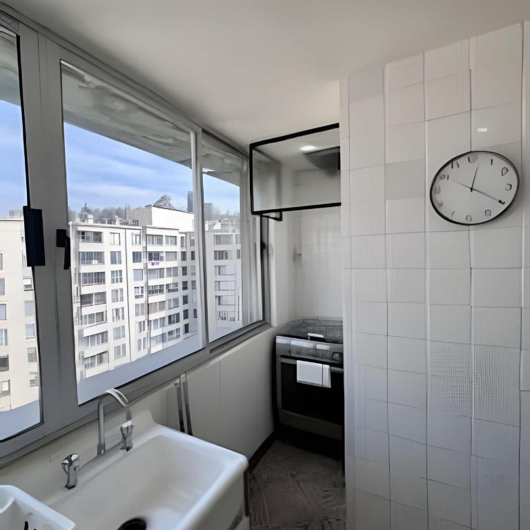 En Lastarria familiar y amplio - Apartment - 19