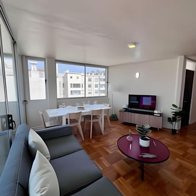 En Lastarria familiar y amplio - Apartment - 51