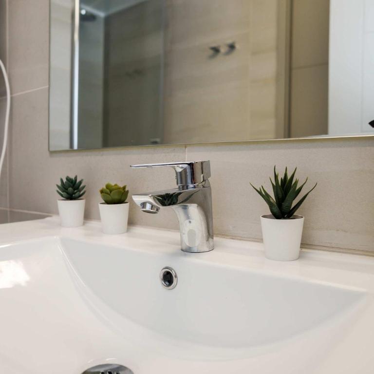 Stylish 2BR Urban Getaway in Providencia - Apartment - 55