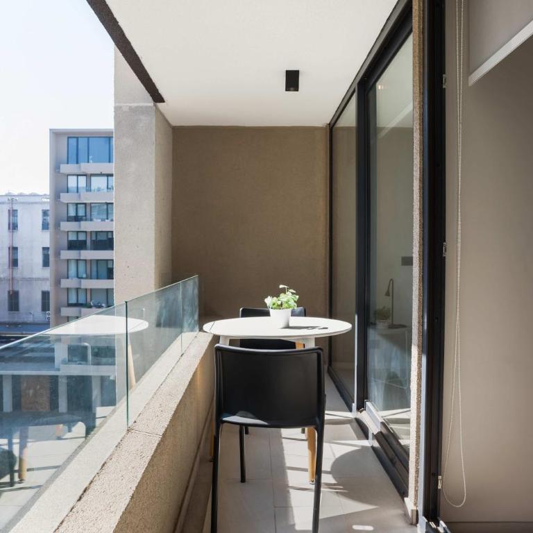 Stylish 2BR Urban Retreat in Providencia - Apartment - 8