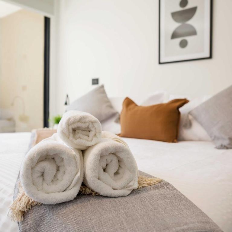 Stylish 2BR Urban Retreat in Providencia - Apartment - 4