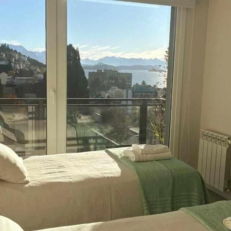 Brc Homes Rental #601 con vista al lago y cochera - Two-Bedroom Apartment with Lake View - 55