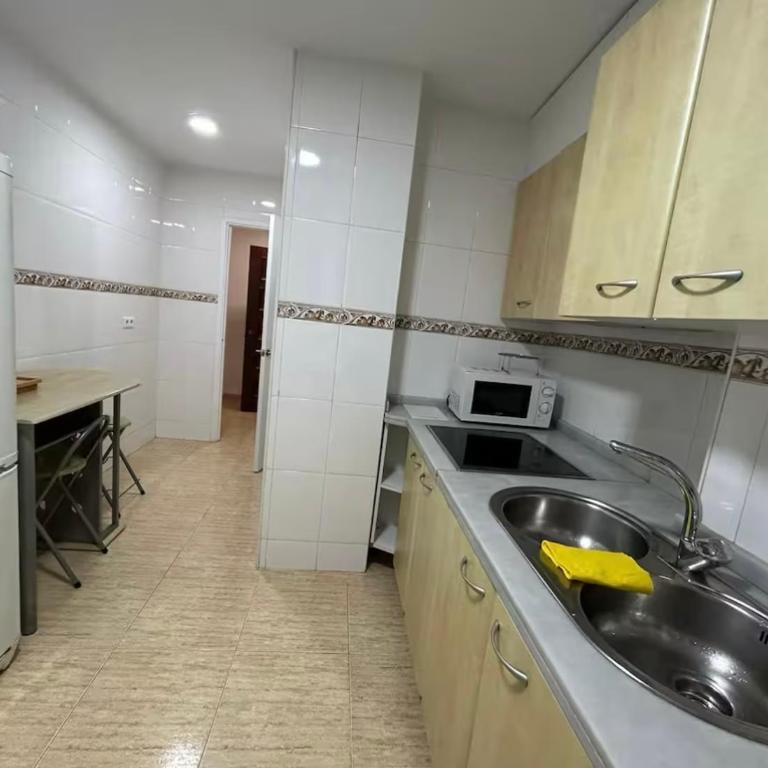 Vialia Piso Centrico Wifi Málaga Estación M Zambrano - Apartamento de 3 dormitorios - 10