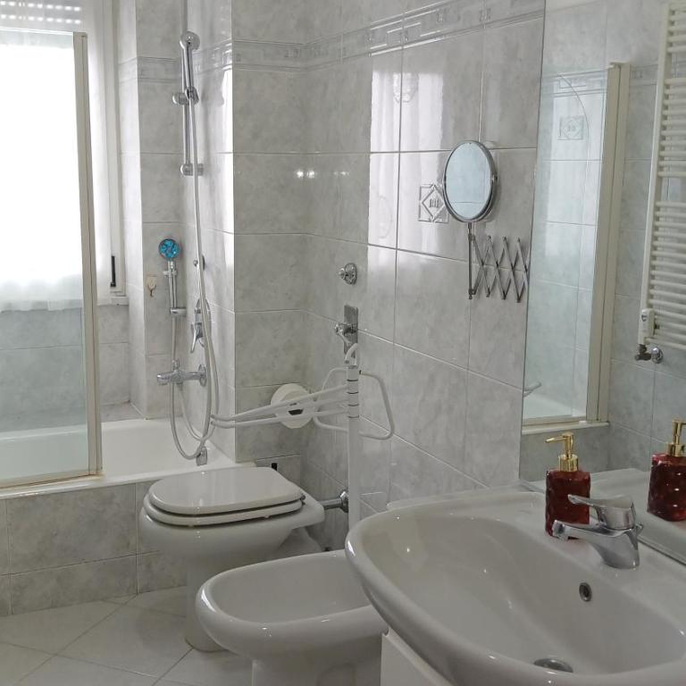 B&B jasmine - Double Room with Balcony - 3