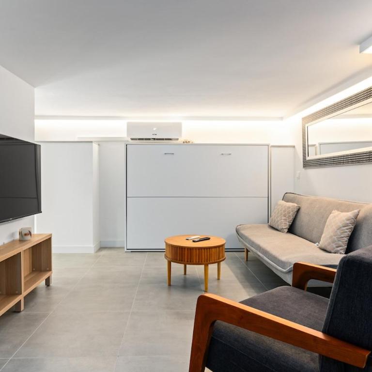 Marbella Beach Apartment I - One-Bedroom Apartment - 1