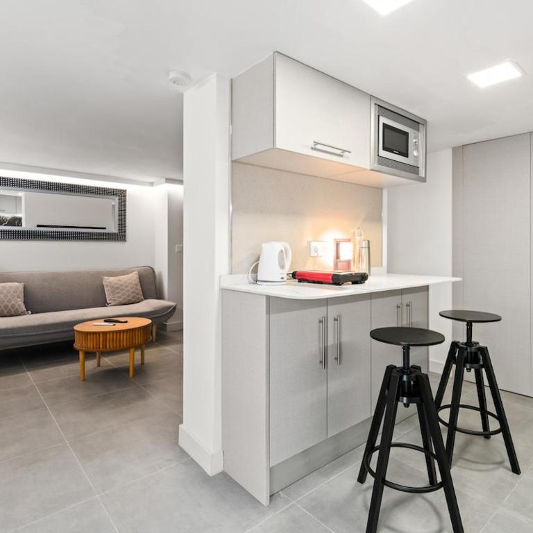 Marbella Beach Apartment I - One-Bedroom Apartment - 14