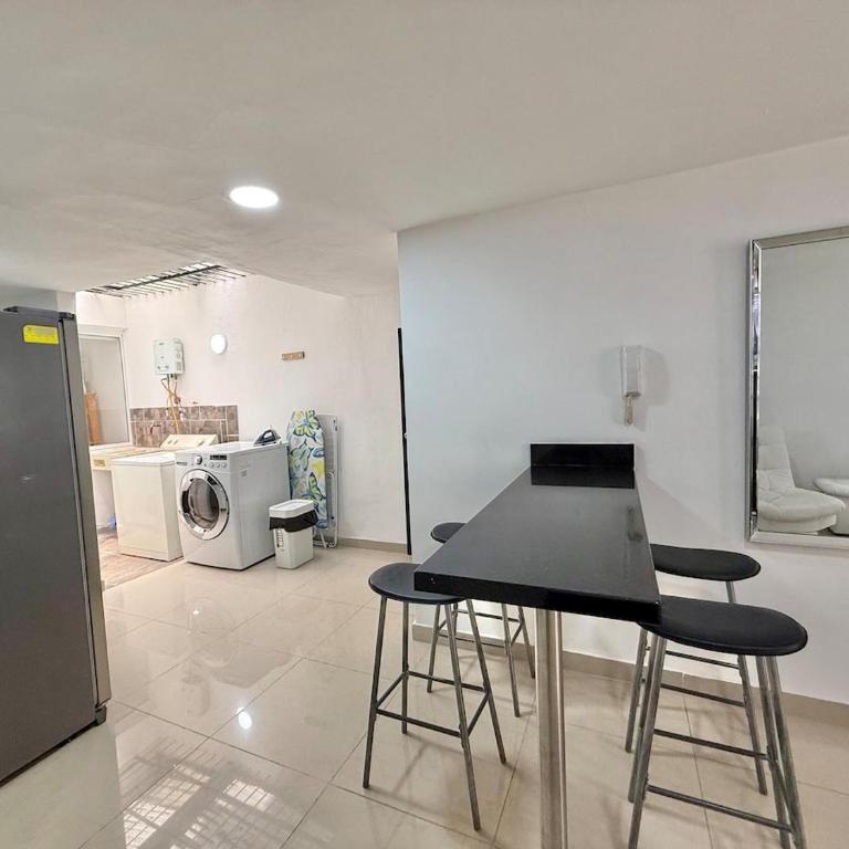Medellín Poblado Gem Steps to Cafés & Nightlife - Three-Bedroom Apartment - 12