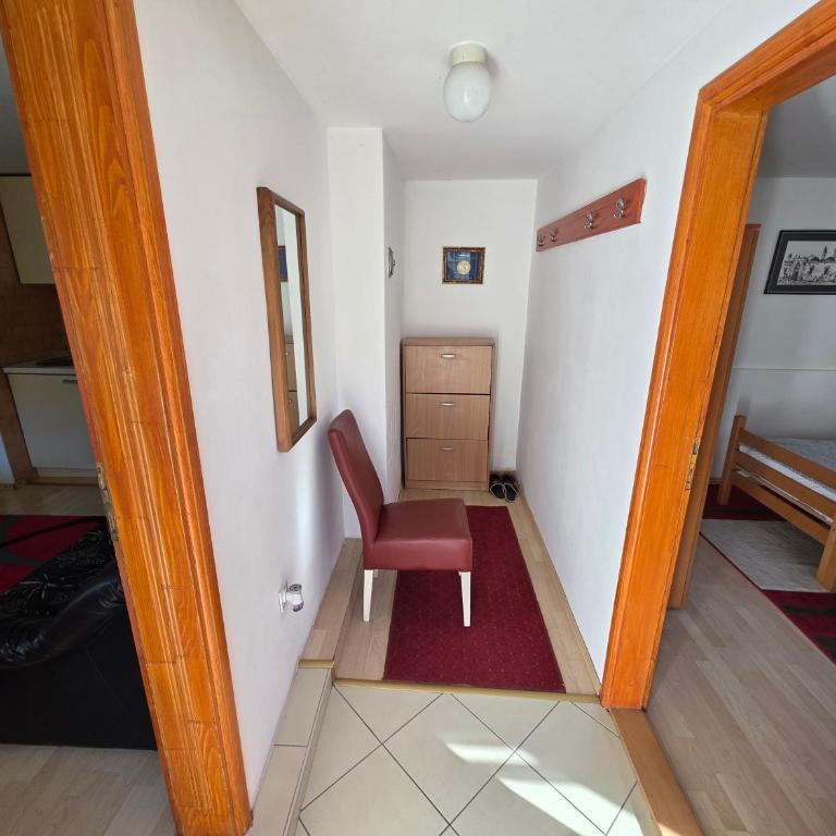 Apartment near center - Apartment with Garden View - 11