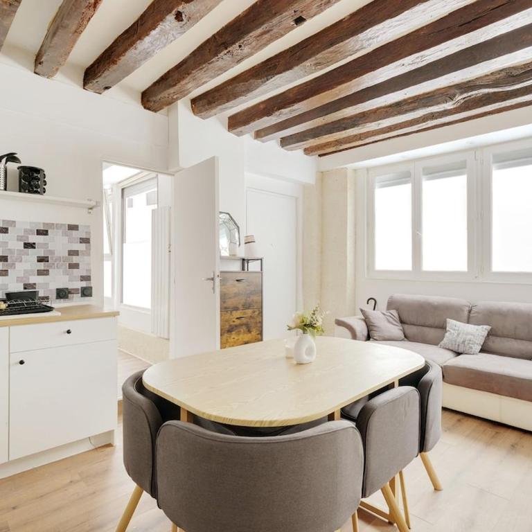 Marais-Montorgueil - Cozy Apartment - 2BR-8P - Two-Bedroom Apartment - 1