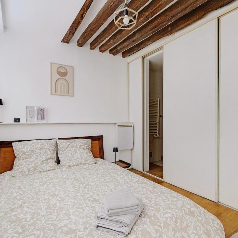 Marais-Montorgueil - Cozy Apartment - 2BR-8P - Two-Bedroom Apartment - 9