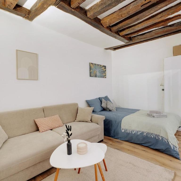 Marais-Montorgueil - Cozy Apartment - 2BR-8P - Two-Bedroom Apartment - 11