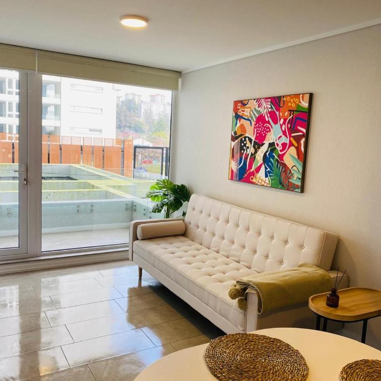 Depto 2D moderno y acogedor con ubicación de lujo - Two-Bedroom Apartment with Terrace - 13