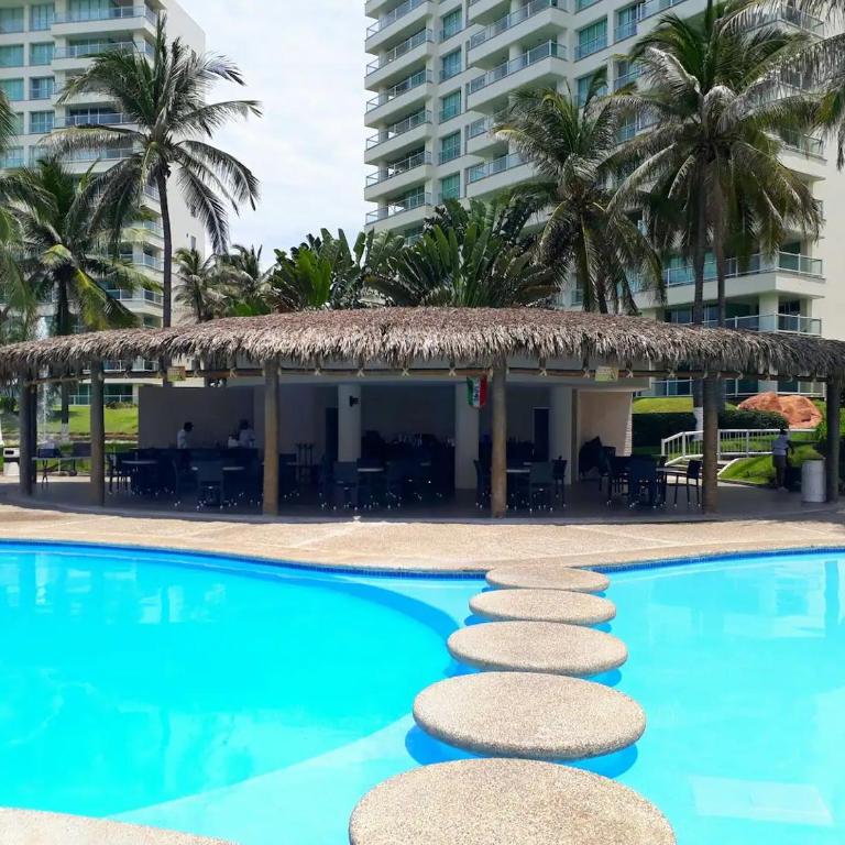 Departamento Mayan Island - A pie de playa y con albercas - Apartamento de 3 dormitorios y vistas al mar - 50