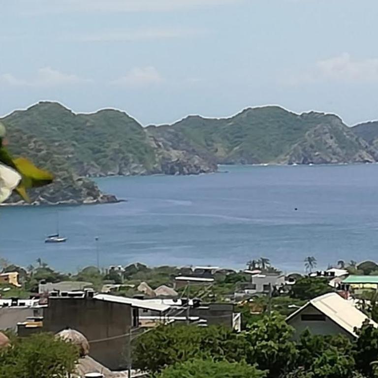 IronHouse Taganga Apartasuite - One-Bedroom Apartment with Terrace - 32