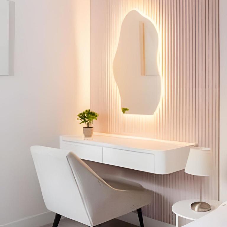 Modern Haven in Miraflores - Two-Bedroom Deluxe Apartment - 2