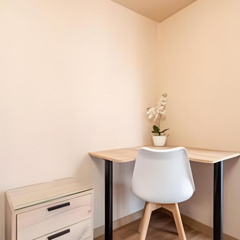 Edificio Vital - One-Bedroom Deluxe Apartment - 28