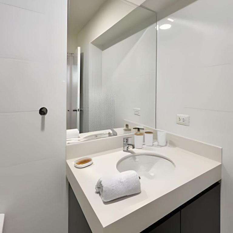 Edificio Vital - One-Bedroom Premier Apartment - 10