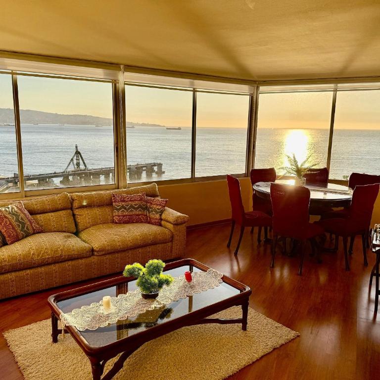 Beautiful and family-friendly on San Martin Avenue - Apartment - 17