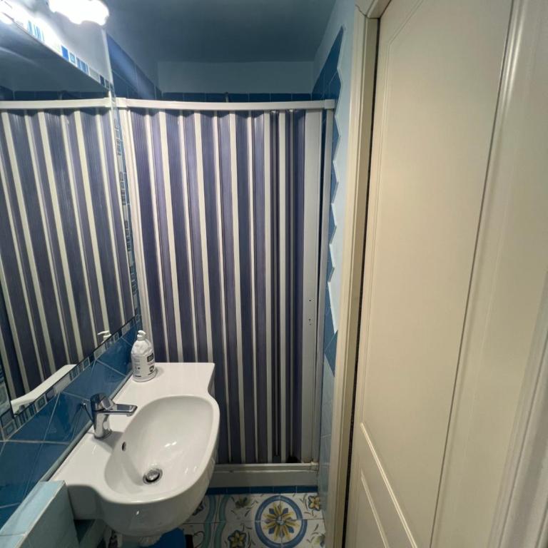 B&B Rosy - Camera Matrimoniale con Bagno Privato - 5
