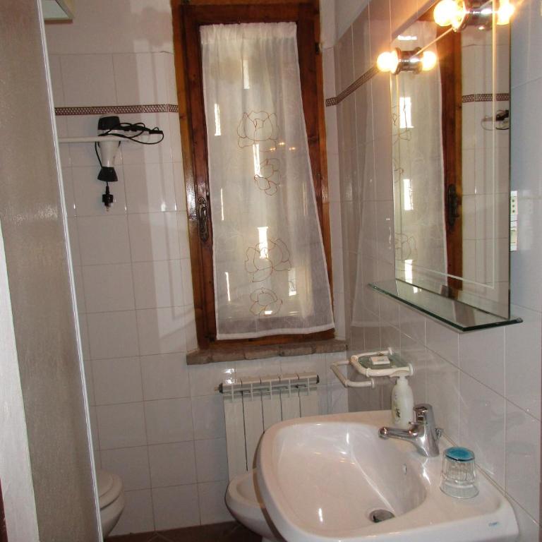 Agriturismo Podere Cappella - Double Room with Private Bathroom - 7