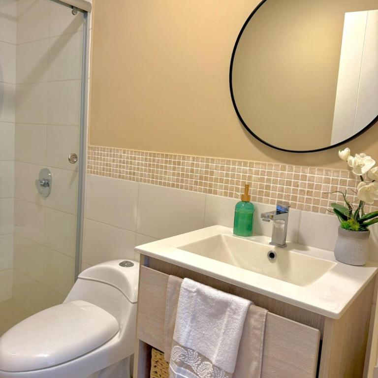 Departamento de Lujo en Zona Financiera - Two-Bedroom Apartment with City View - 6