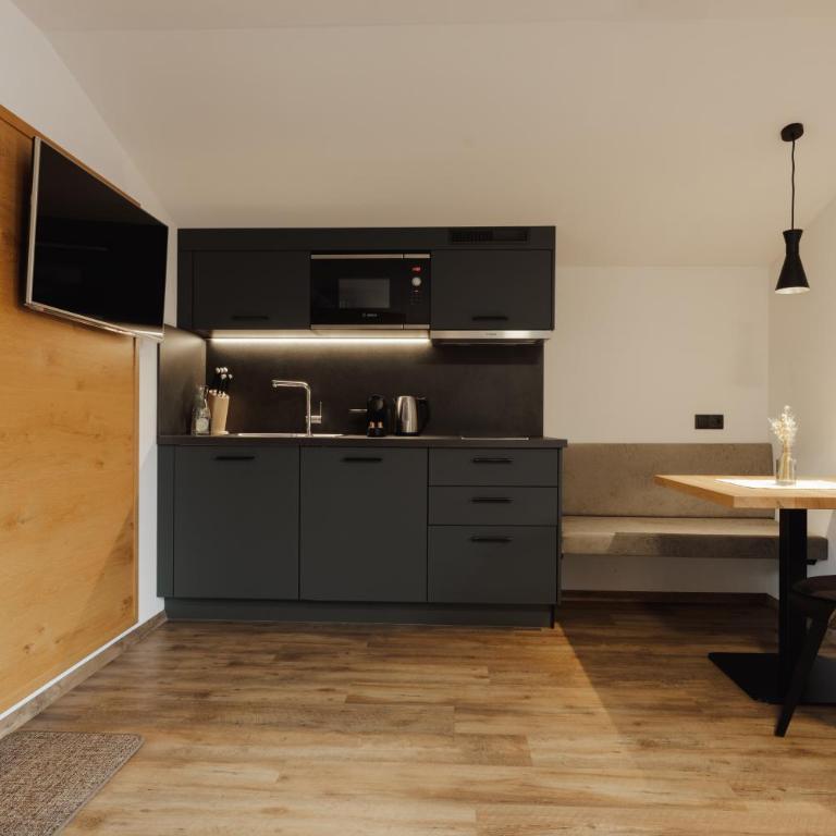 Jagdhof PURE Mountain Appartements - Studio mit Terrasse - 6