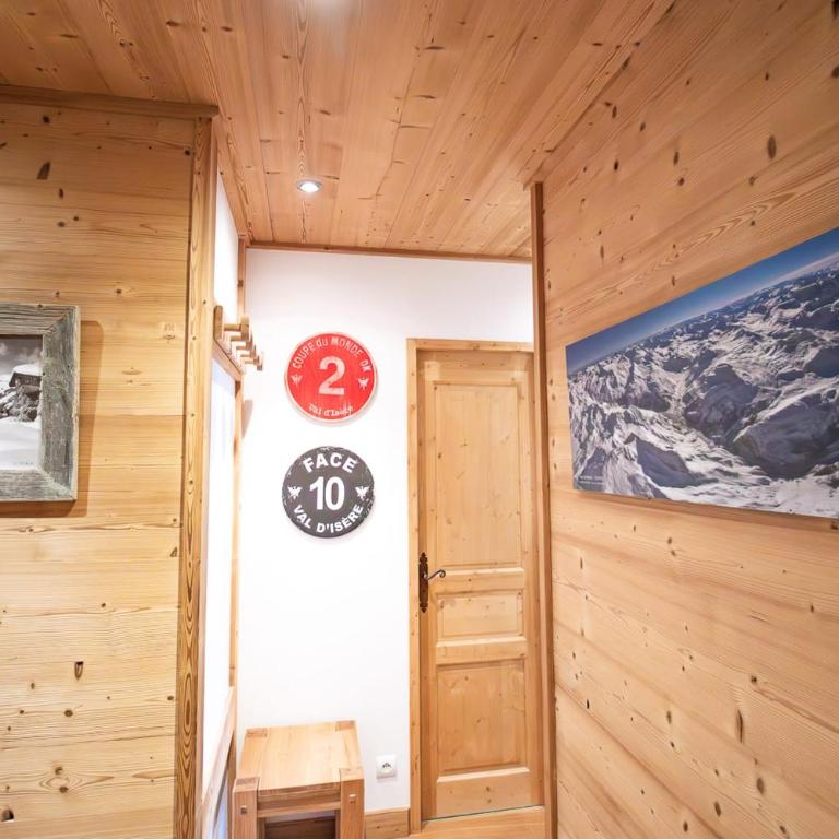 Superb bright and spacious apartment in the heart of Val d'Isère - Apartment - 9