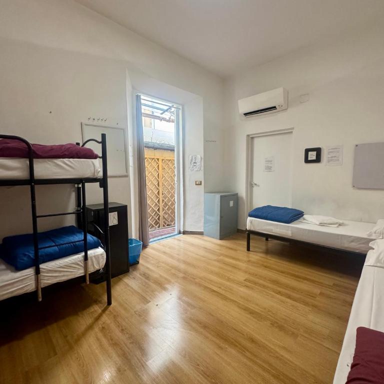 My Friends - Letto a Castello in Dormitorio Misto - 4