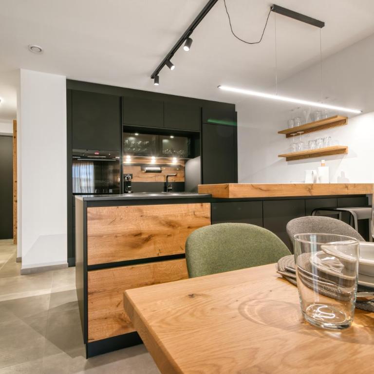 AlpenPerle - Apartment mit 2 Schlafzimmern und Terrasse - 3