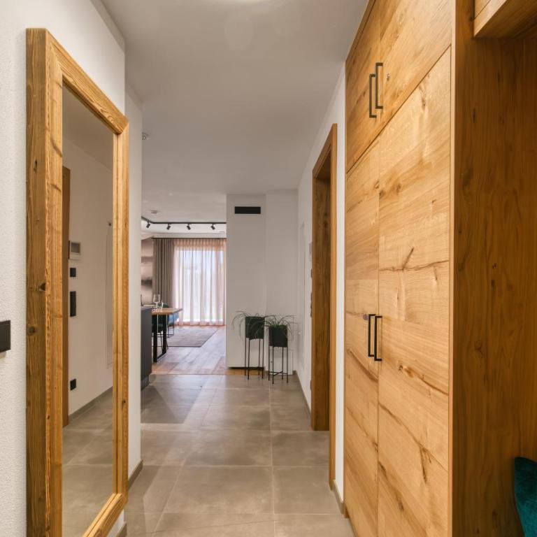 AlpenPerle - Apartment mit 2 Schlafzimmern und Terrasse - 12