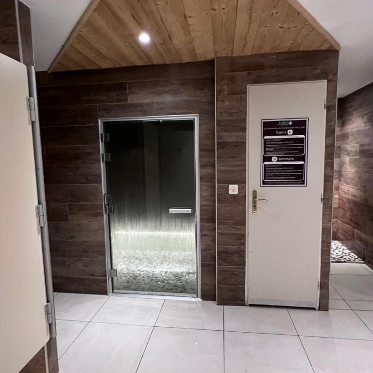 Appartement cosy 5-6p aux pieds des pistes 2 chambres 2 sdb - Appartement 2 Chambres - 24