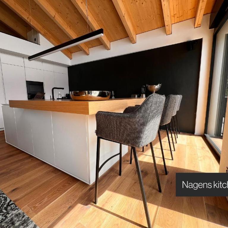 Black Summit Boutique Resort Laax - Ferienwohnung NAGENS - 10