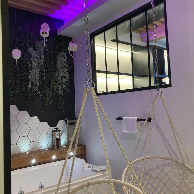 SWEET LEONE II -appartement avec spa privé-Lyon Place Terreaux - One-Bedroom Apartment - 20