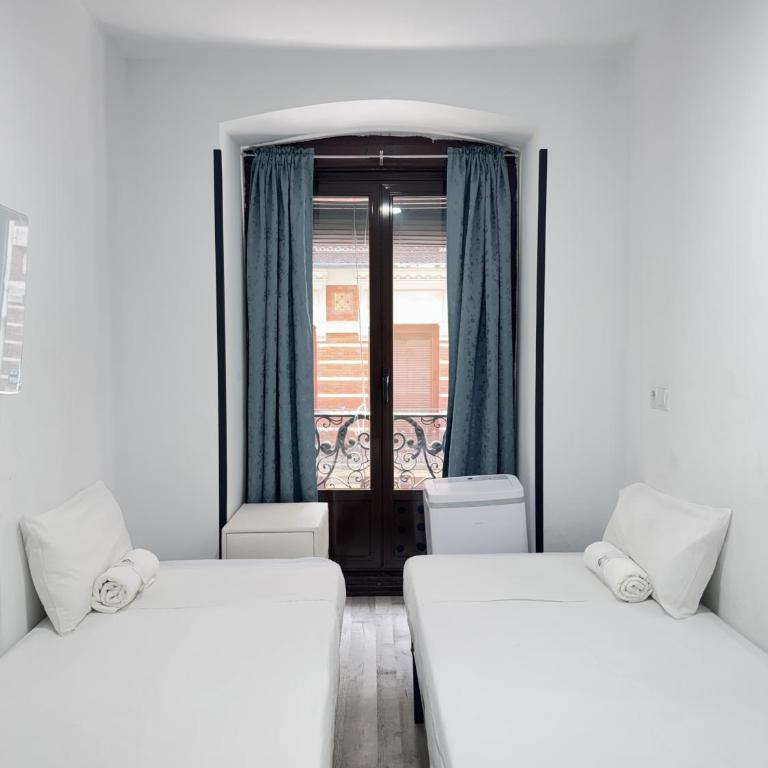 Apartamentos Day Madrid GRAN VIA I - Apartamento de 3 dormitorios - 3