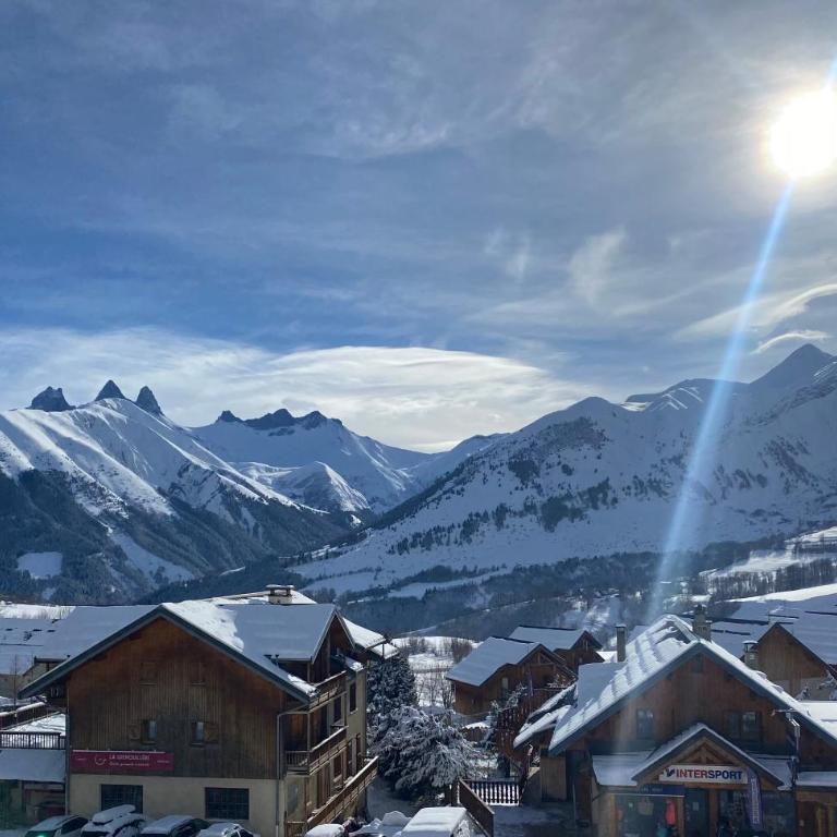 STUDIO pieds des pistes et remontées mécaniques - Studio avec Vue sur Jardin - 4