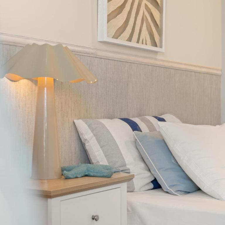 900m from the beach apartment in Estepona with a pool - Apartamento de 2 dormitorios - 6