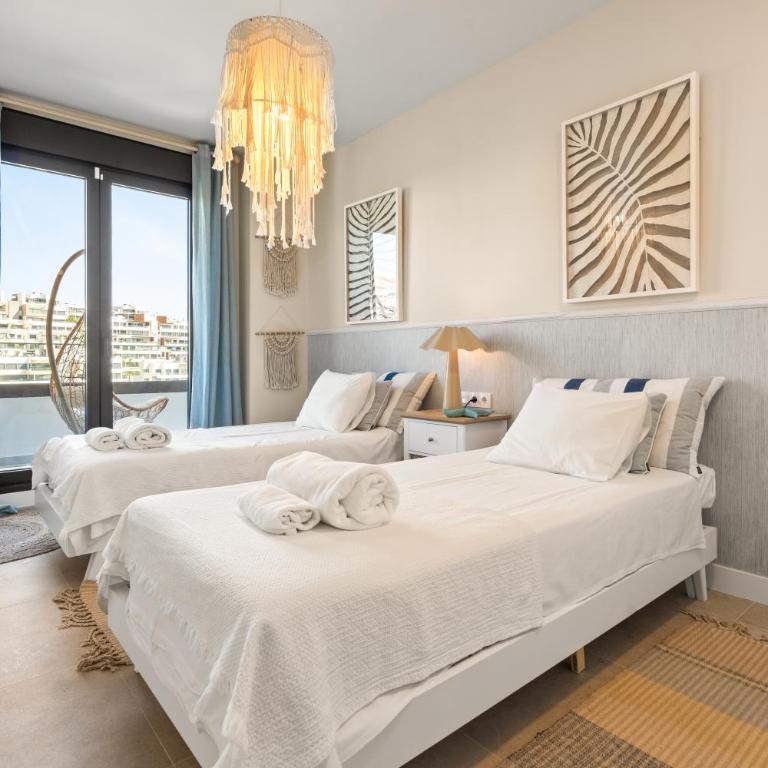 900m from the beach apartment in Estepona with a pool - Apartamento de 2 dormitorios - 7