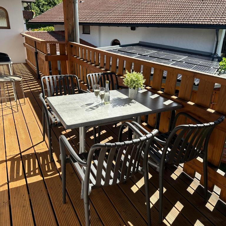 Ferienwohnung Weiherblick - Apartment mit Dusche - 16