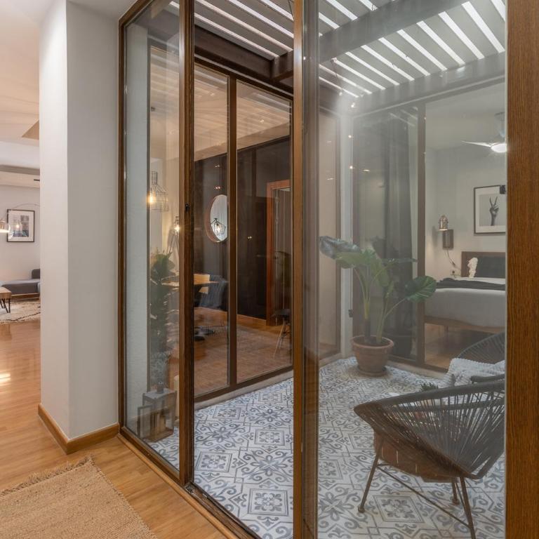 Calma Center Granada - Two-Bedroom Apartment - 2