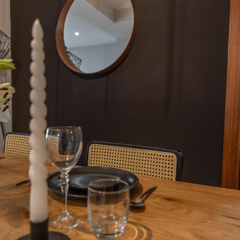 Calma Center Granada - Two-Bedroom Apartment - 29