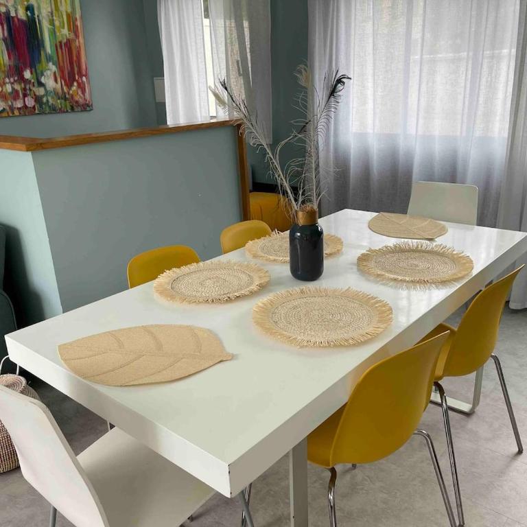 Lovely guest house with free parking - Maison 2 Chambres - 24
