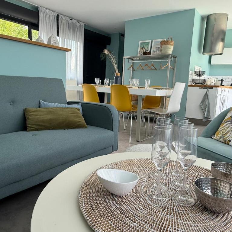 Lovely guest house with free parking - Maison 2 Chambres - 42