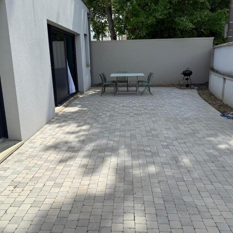 Lovely guest house with free parking - Maison 2 Chambres - 45