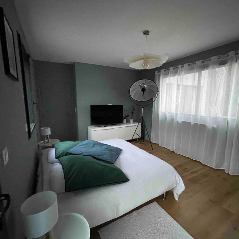 Lovely guest house with free parking - Maison 2 Chambres - 61