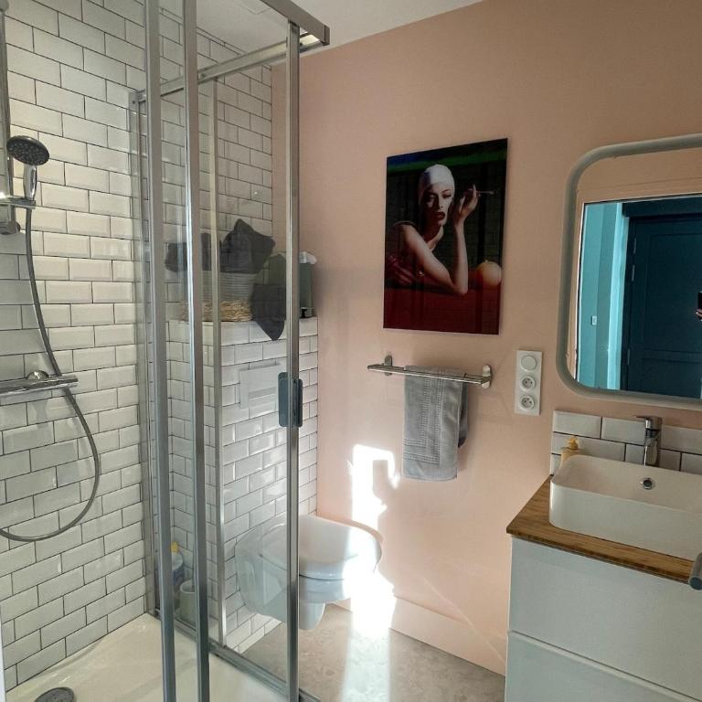 Lovely guest house with free parking - Maison 2 Chambres - 67